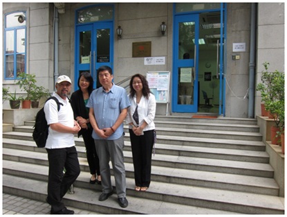 Visita do Centro de educação de Antidrogas de Pequim visitou o Complexo de Tratamento de Drogas